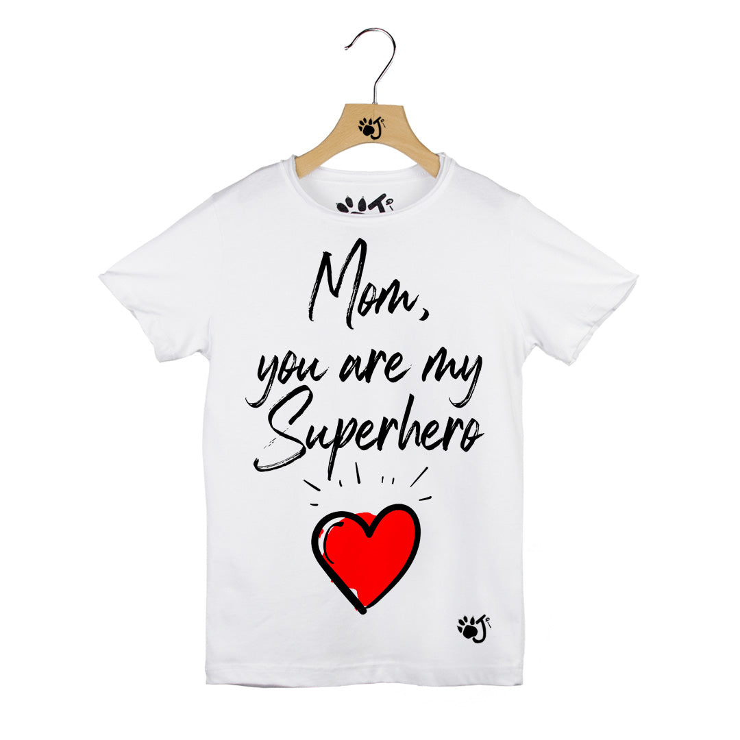 MOM SUPERHERO