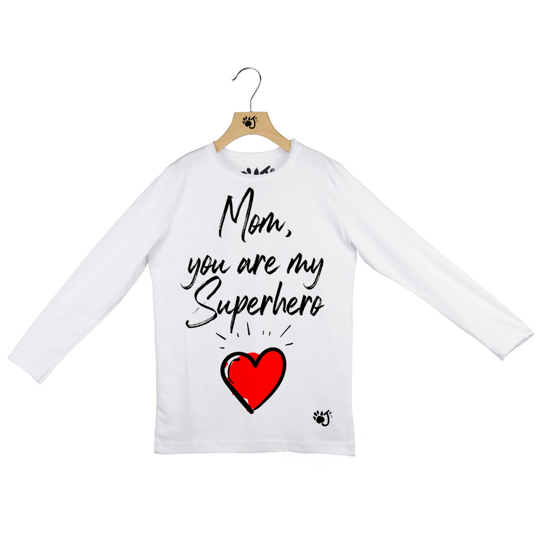 MOM SUPERHERO